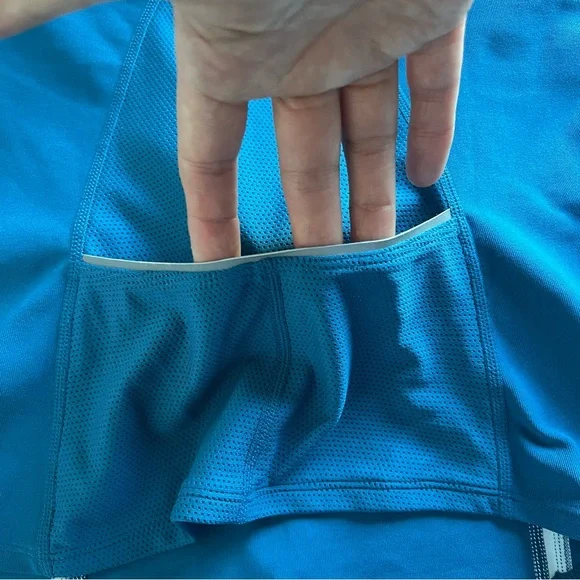 Nike Fit Dry Teal and White Tank Razor back with Bra NWT - Picture 5 of 9